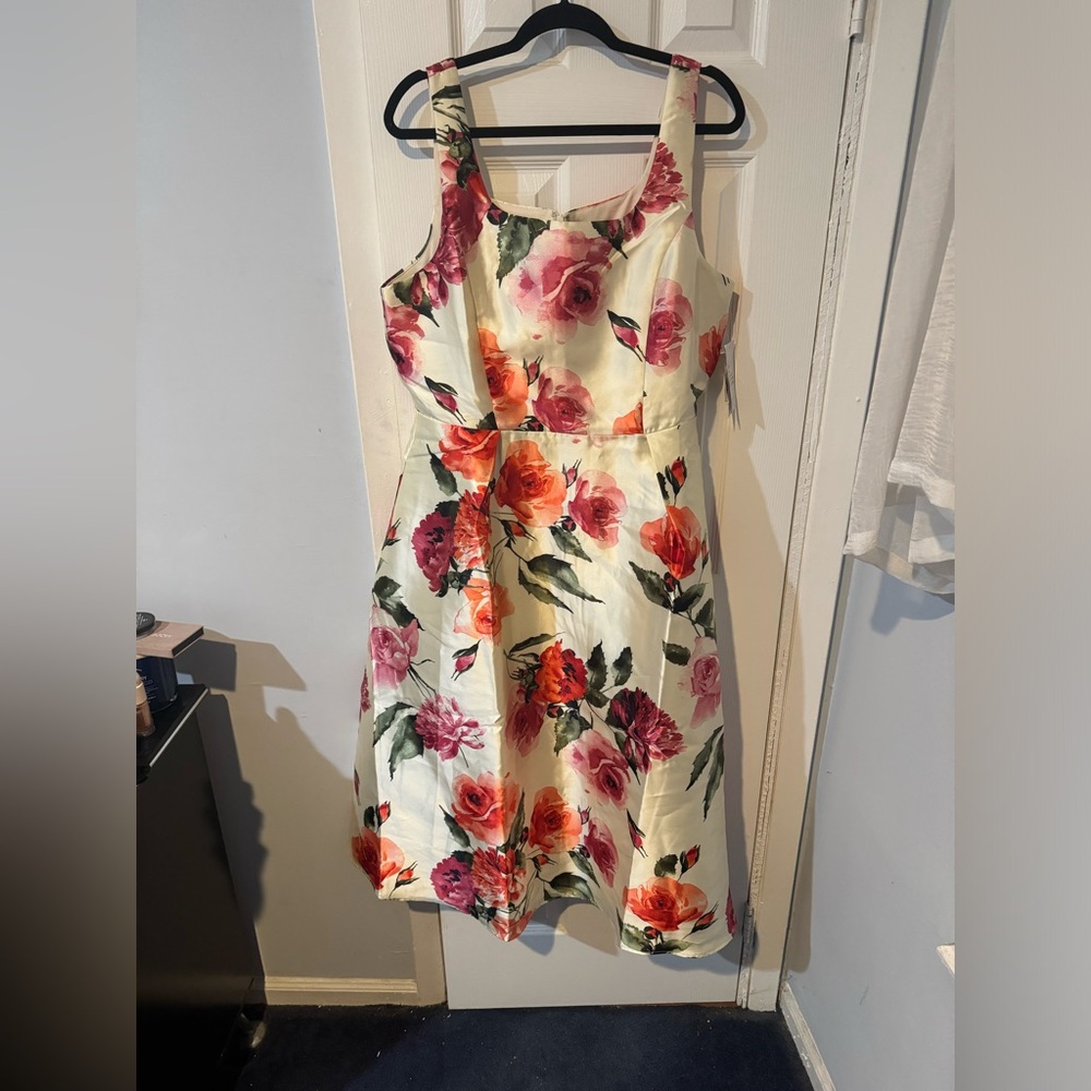 NWT Donna Ricco Floral Dress - Picture 3 of 6